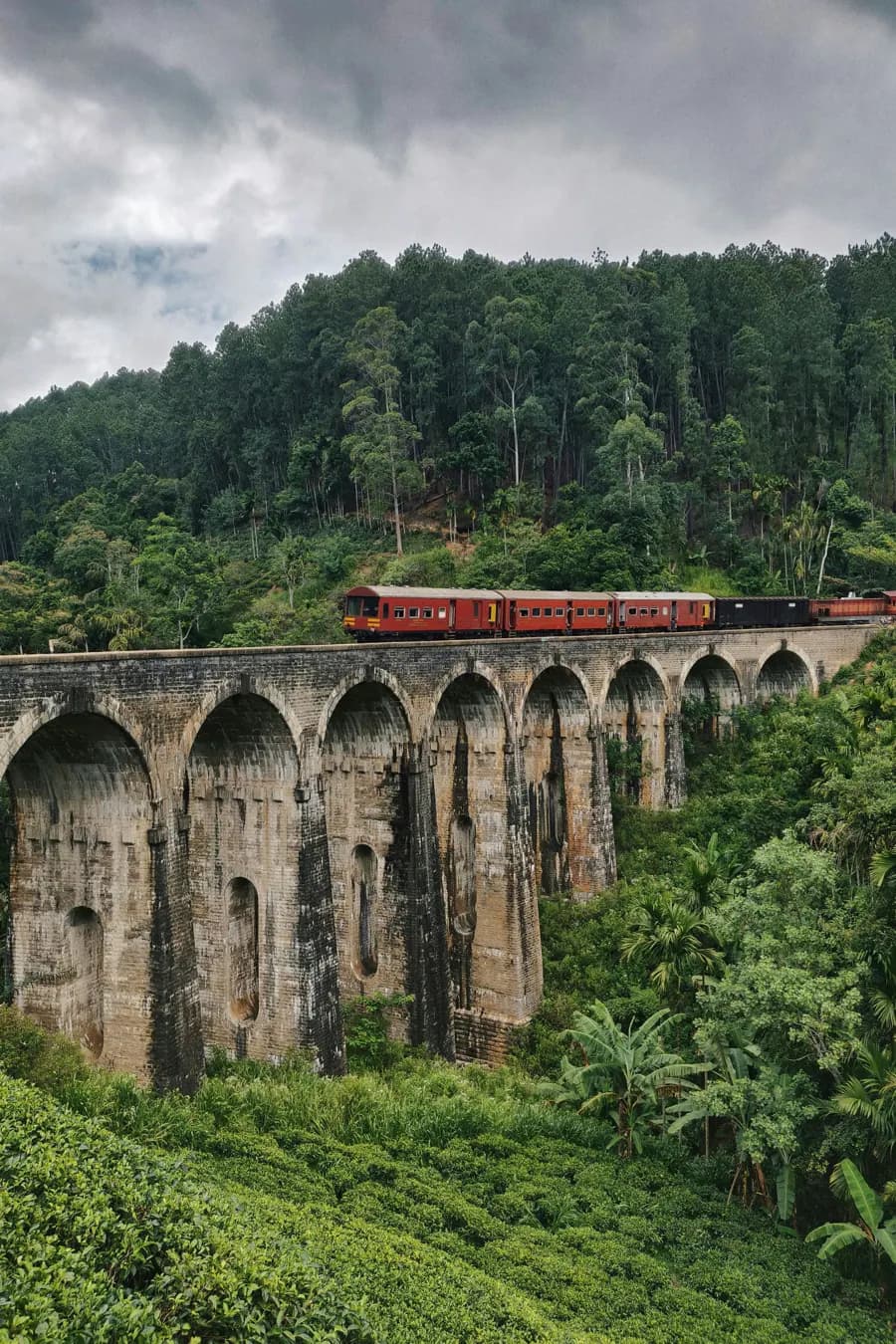 View of Ella & Nine Arch Bridge